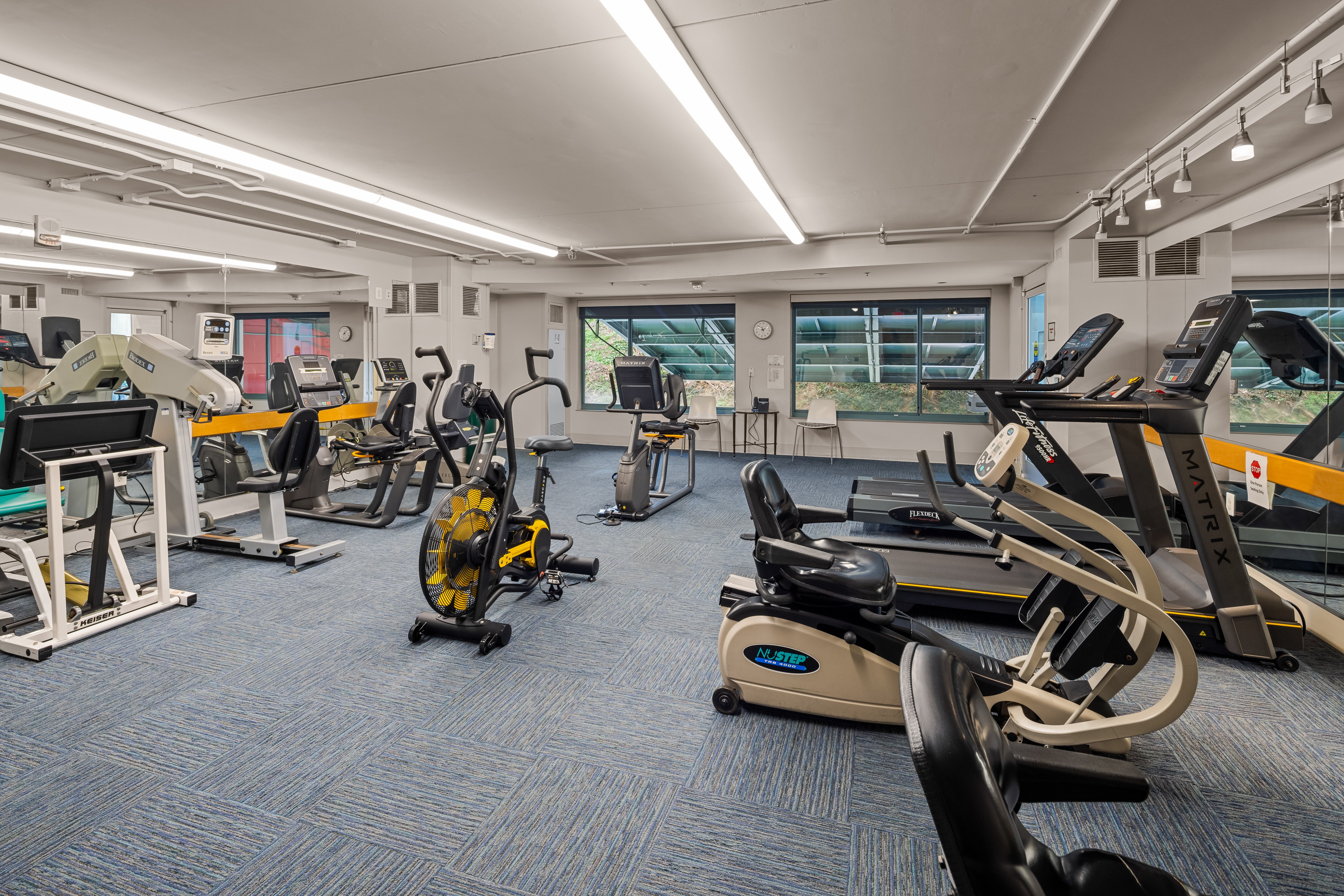 DVCC - 13 A Chevy Chase-Fitness Center_IL