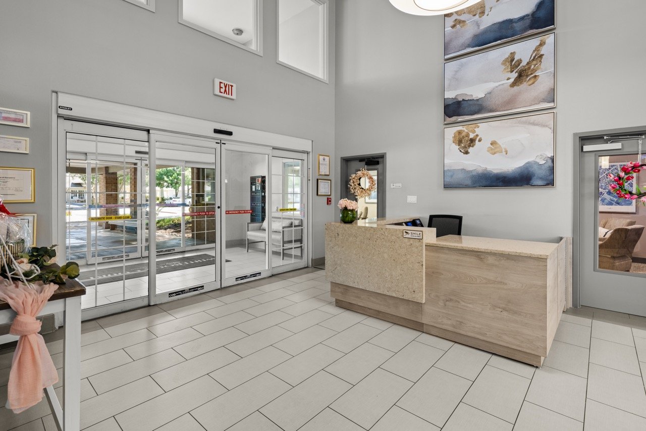 Whiterock-Court-002 - Front Desk Large